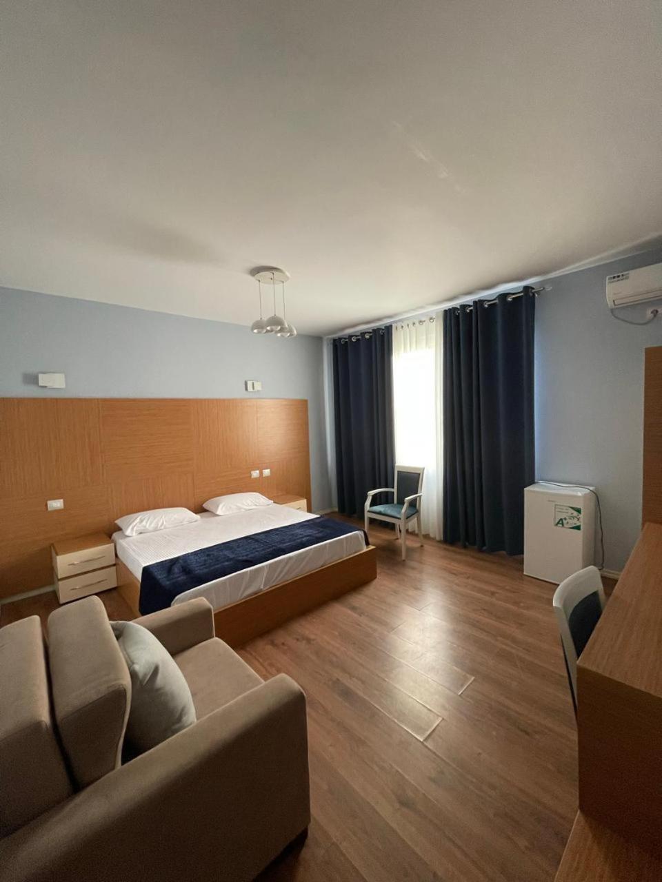 Divjaka Resort Resort *